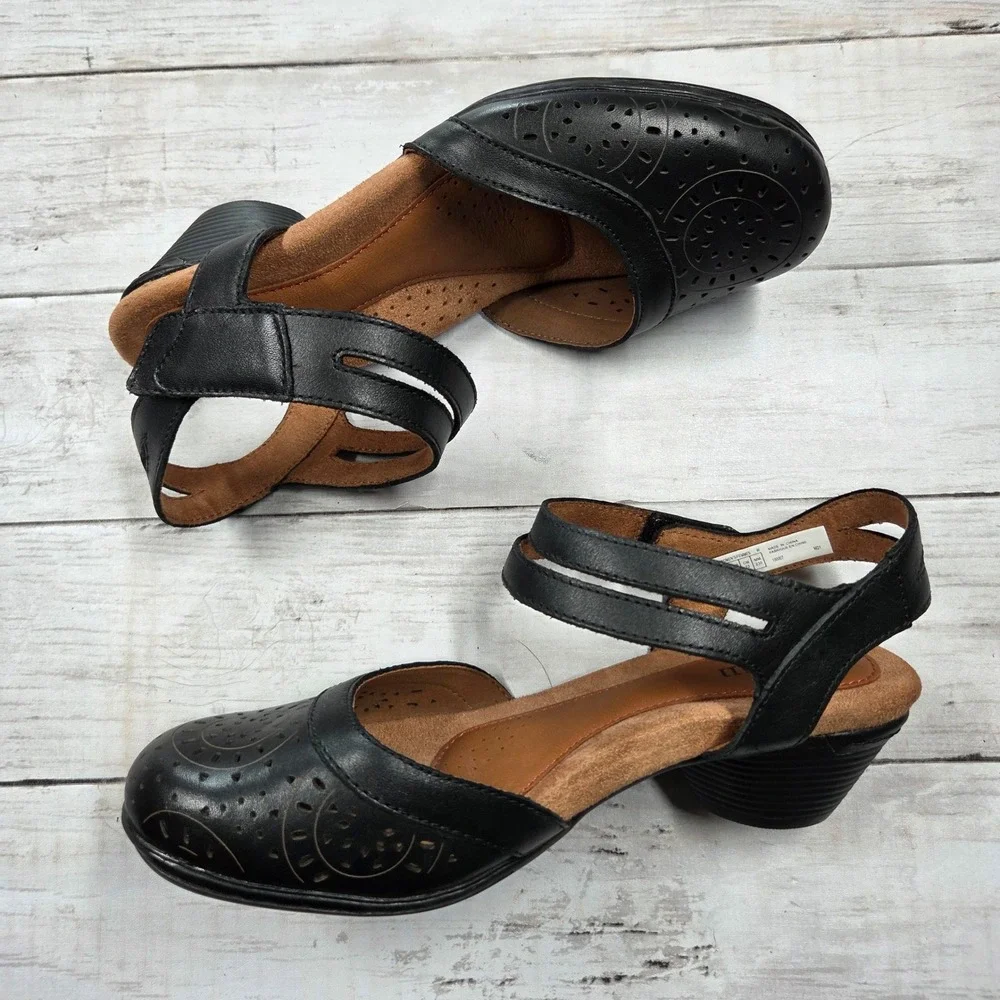 Cobb Hill Mary Jane Heels Womens 6 Black Leather Perforated CI5144 Block Heel